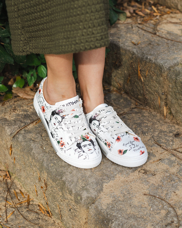 mumka-Calzado-mujer-Zapatillas Frida Artista Mexicana